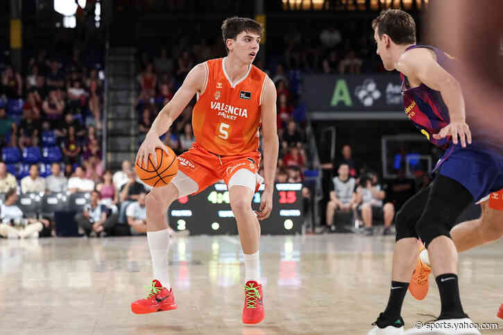 Reports: Mavericks acquire Sergio De Larrea in four-team Draft night trade