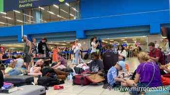 Brits travelling to Greece warned to expect flight delays this summer