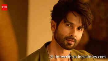 Fan asks Shahid Kapoor where to find men like Kunal from ‘Cocktail 2’