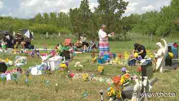 Pheasant Rump Nakota First Nation's Flower Day about remembering loved ones, honouring traditions