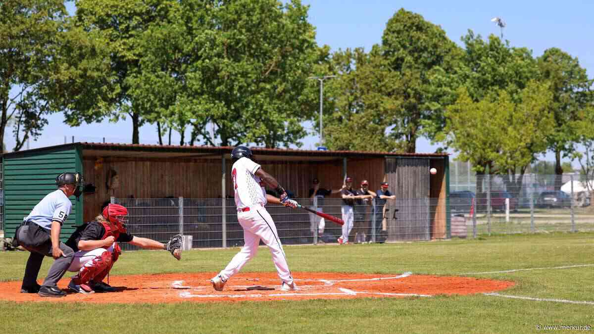 Schwaig Red Lions gewinnen 4:2 – und verlieren dann 0:9