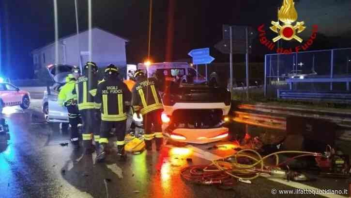Schianto tra due auto nel Trevigiano: un morto di 65 anni e sette feriti