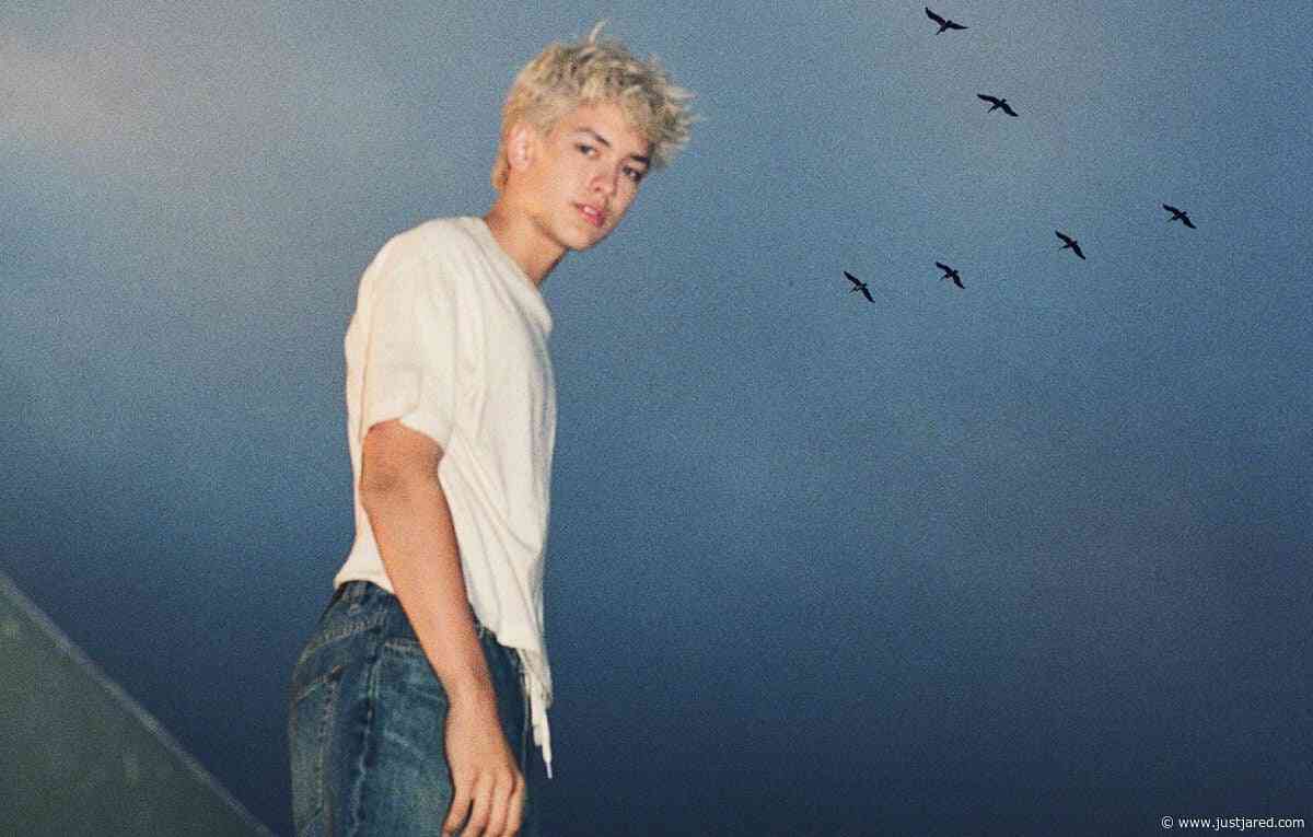 Hudson Stone Celebrates Release of Debut Single ‘Overthinker,’ Reveals Dad Curtis Stone’s Family Motto & Mom Lindsay Price’s Most Korean Trait
