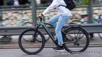 E-Bike-Fahrerin (61) in Niederbayern von Auto erfasst und schwer verletzt