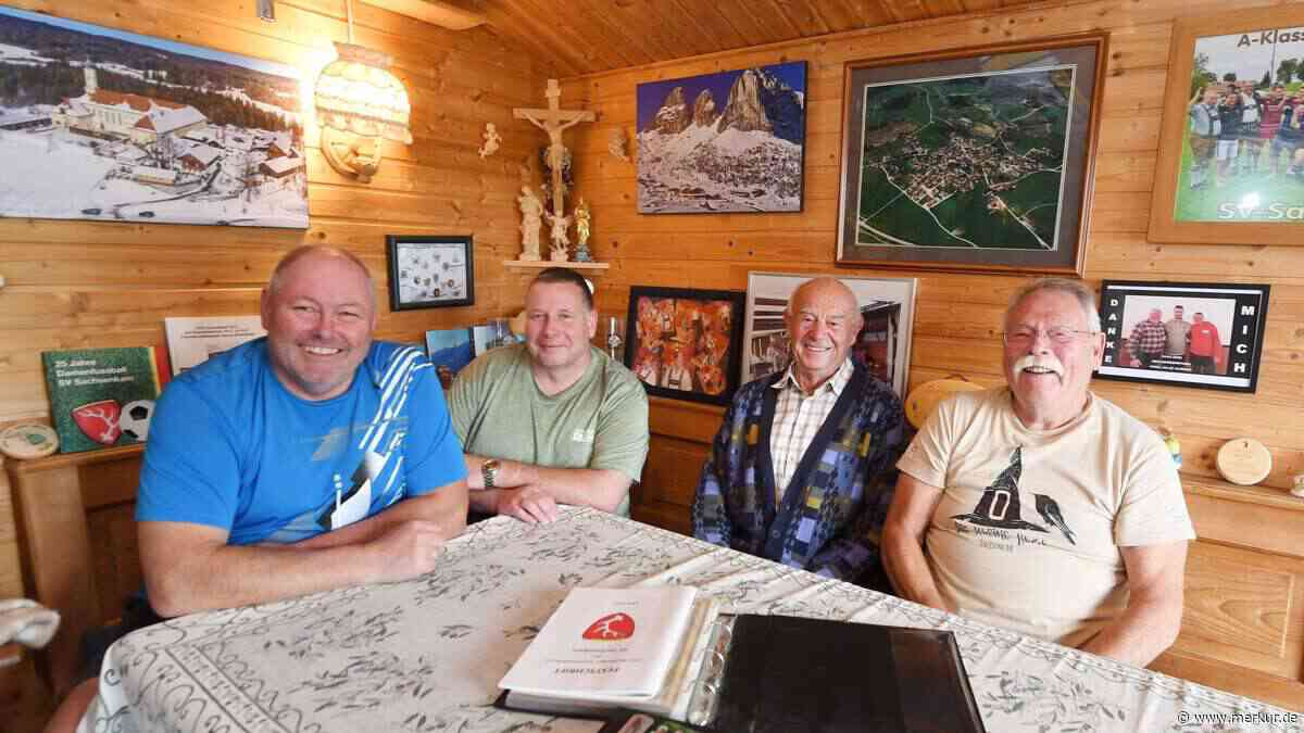 Früher wuschen sie sich in einem Wasserfass: Die wilden Anfänge des SV Sachsenkam