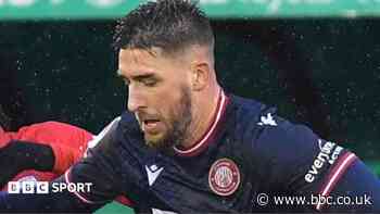Wimbledon sign ex-Stevenage defender Sweeney