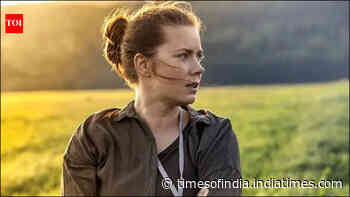 Amy Adams recalls saving a man’s life with her father
