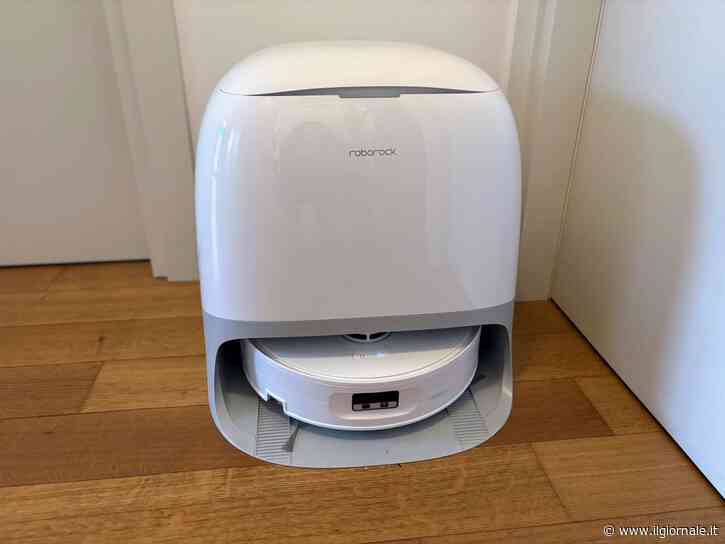 Roborock Qrevo Curv 2 Flow, il robot con lavaggio a rullo in sconto per il Prime Day