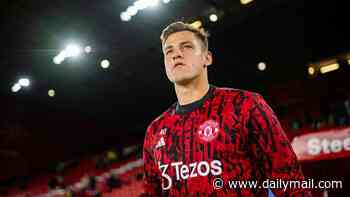 Man United keeper targeted by Premier League newcomers Hull City - as he refuses to be a back-up