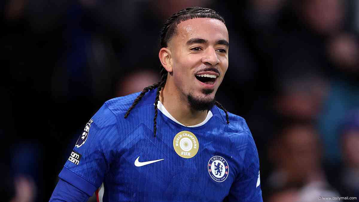 Chelsea put incredible price tag on Malo Gusto as right back considers a transfer with Man City interested