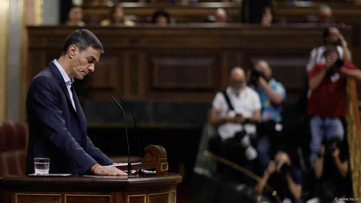 Spaanse premier staat onder druk door corruptieschandaal en sneert naar media