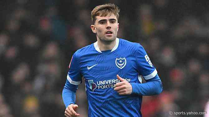 Pompey defender Swanson signs new contract