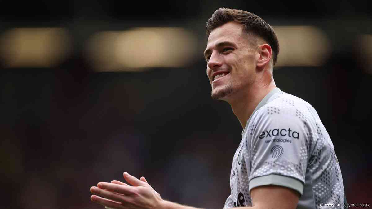 Hull City 'interested' in goalkeeper who wants to leave Manchester United