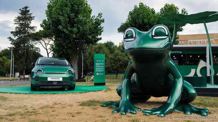La rana torna nella Capitale. Twingo E-Tech Electric diventa un’opera d’arte