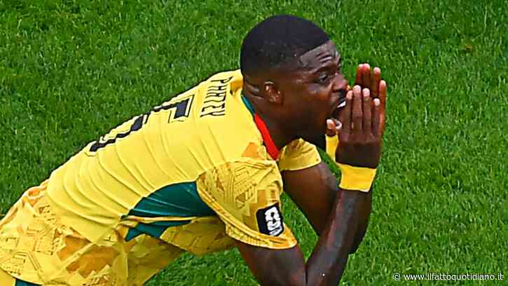 Sette capi d’accusa per stupro per Thomas Partey: l’inglese Spence non gli stringe la mano, il pubblico lo fischia
