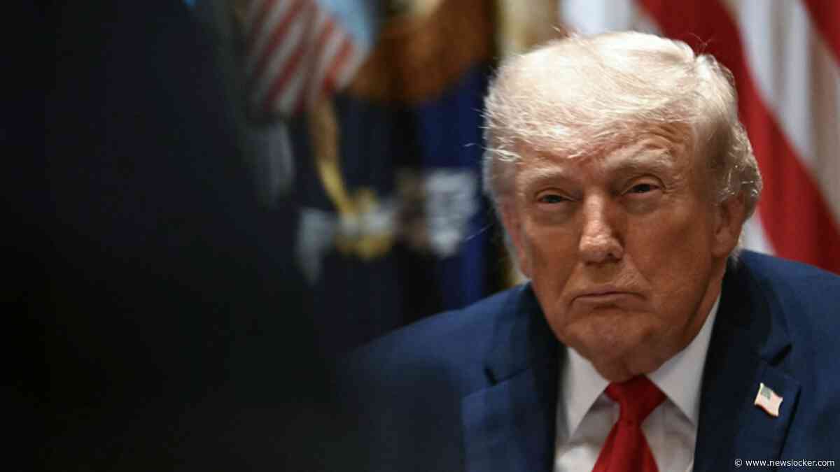 ‘Belachelijk als Donald Trump WK-beker in zijn eentje uitreikt’