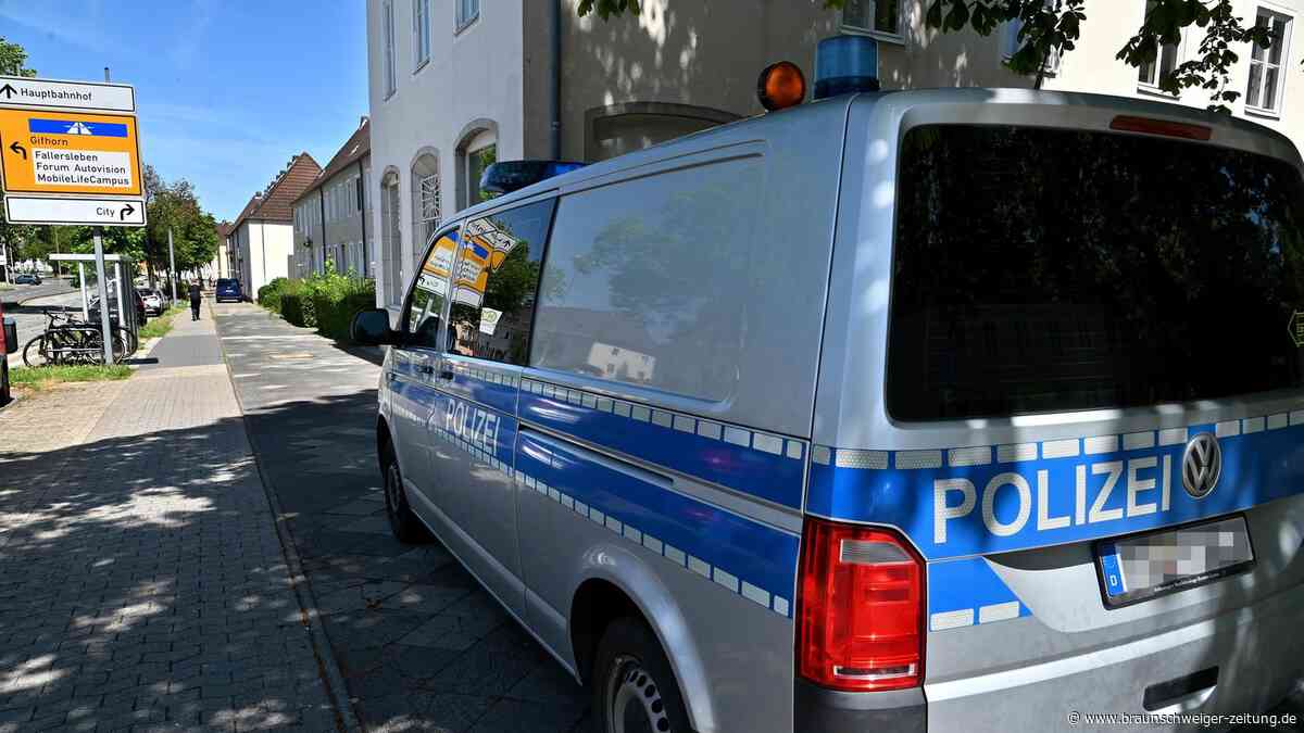 Versuchter Totschlag: Wolfsburgerin (19) schwer verletzt – Freund (20) in U-Haft