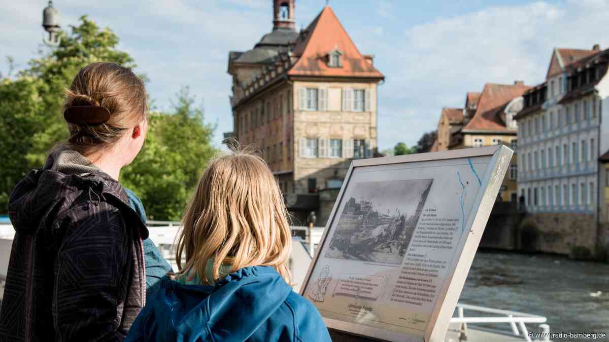 23 Tafeln am Bamberger Flusspfad gereinigt und überprüft