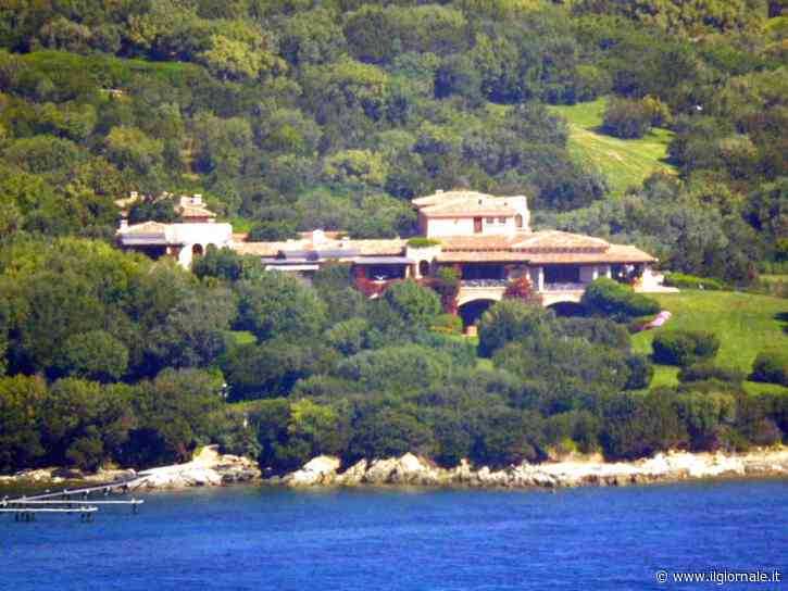 Villa Certosa: epopea tra 126 stanze e vulcani finti, potere e mondanità