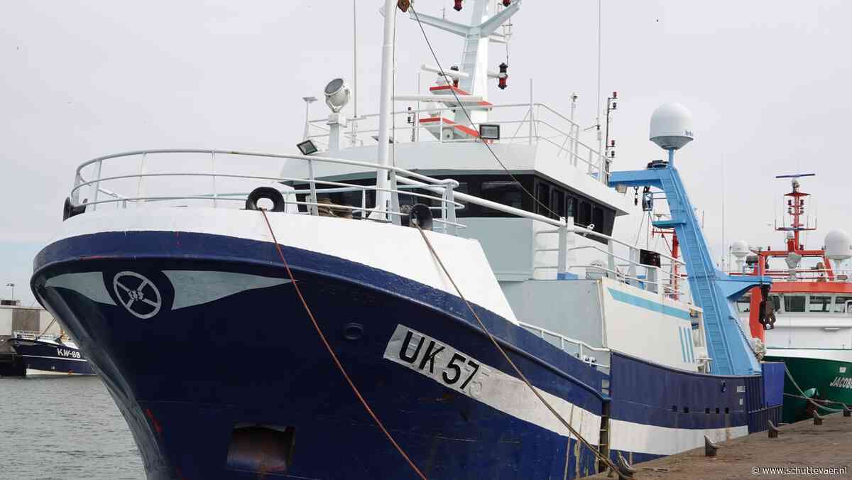 Met crowdfundactie gefinancierde UK-57 twinrigt in Deense wateren