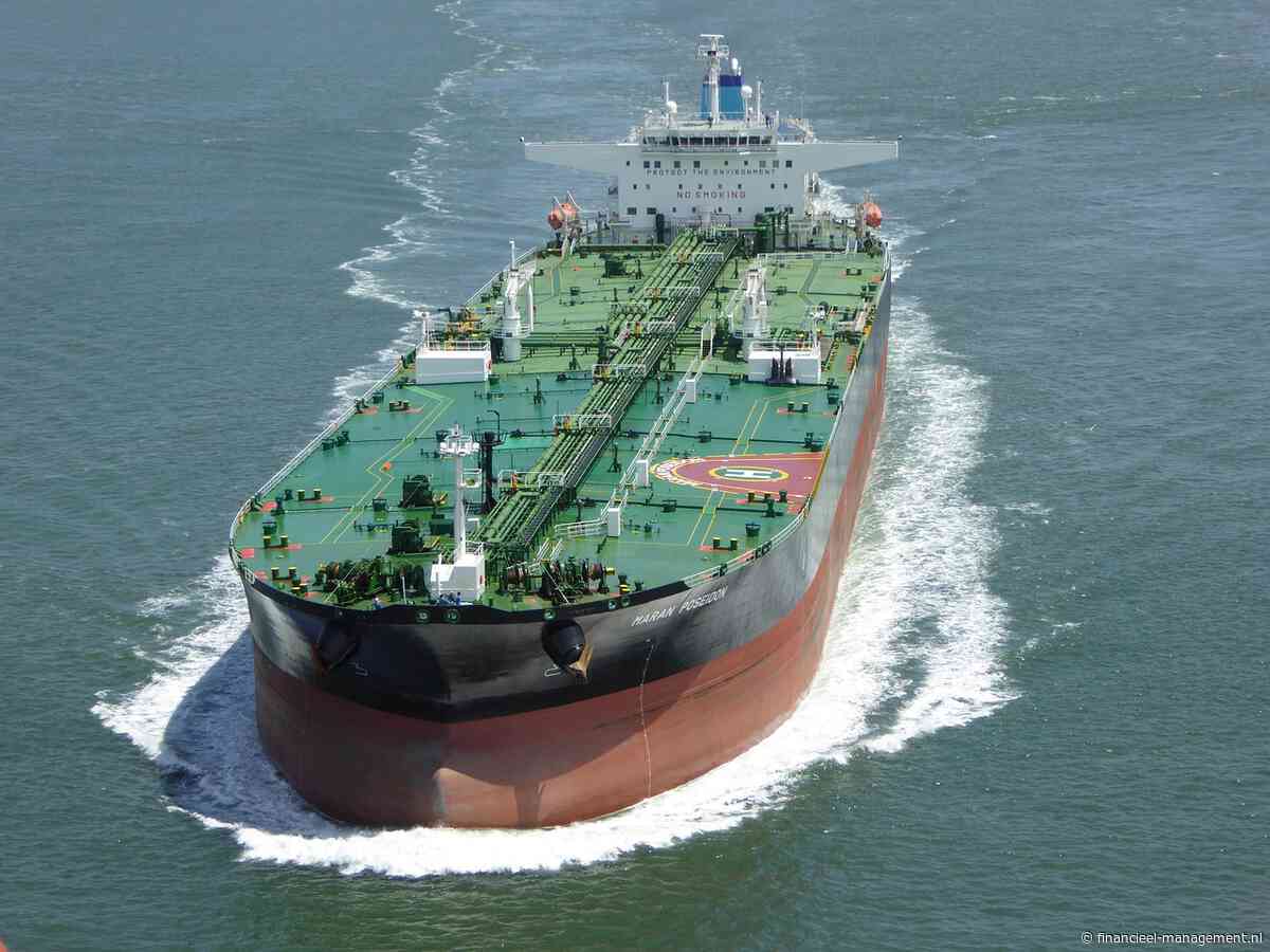 De olieprijs daalt gestaag nu de tankers weer gaan varen