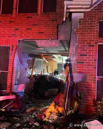 Family of Texas woman killed in Tesla crash files lawsuit against company, driver