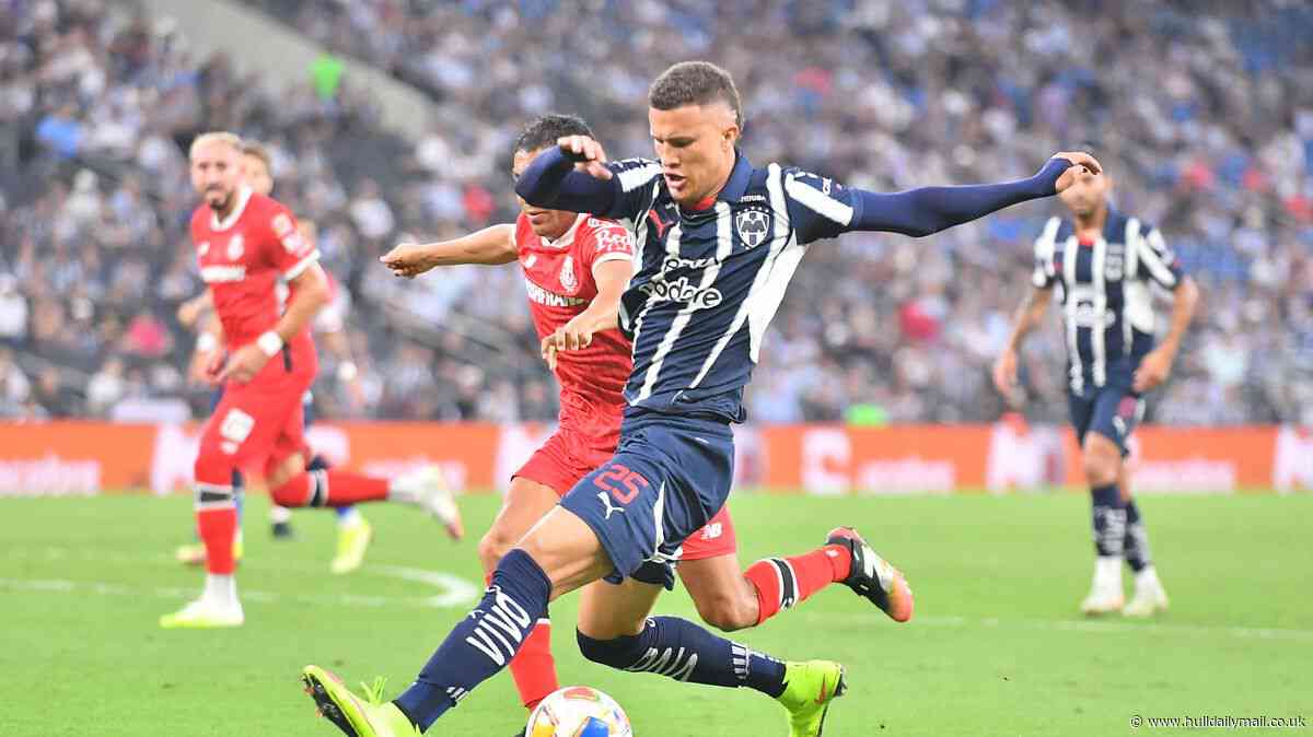 Hull City show 'last-minute interest' in La Liga transfer hijack bid