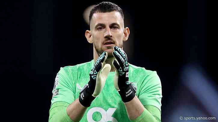 Spurs sign Burnley's Dubravka on free transfer