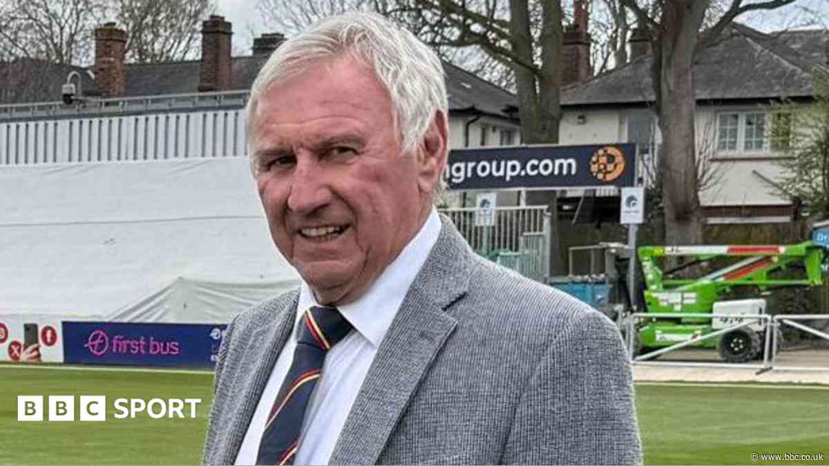 Lever urges England to bat Cox higher up the order