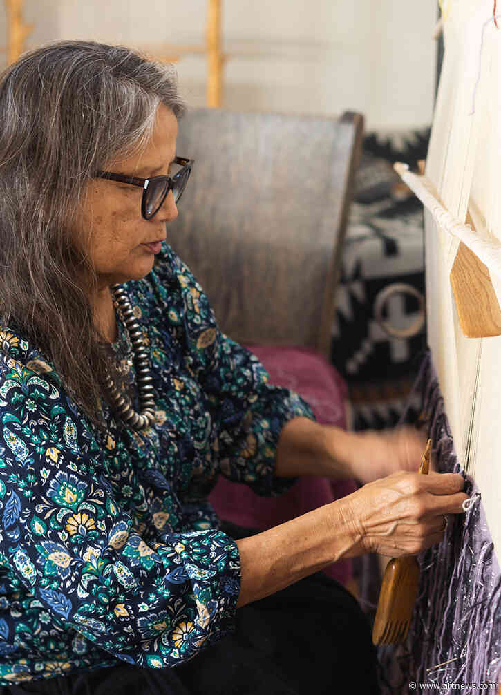 Since the 1960s, Marilou Schultz Has Merged Diné Weaving and Digital Worlds
