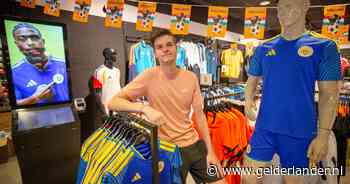 Fans jagen massaal op Curaçao-shirt tijdens WK: winkels worden ‘platgebeld’ om blauwe tenue