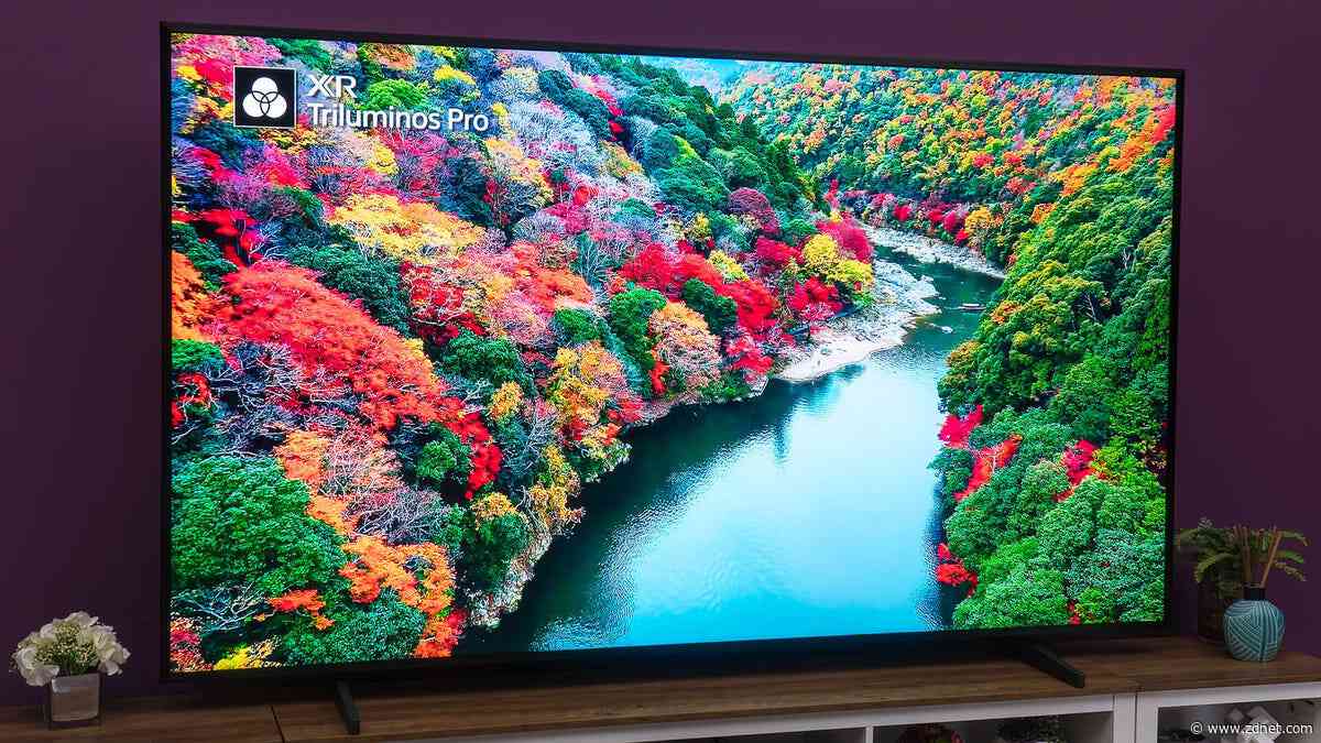 Sony is selling last year's flagship OLED TV for $600 off - and I highly recommend it