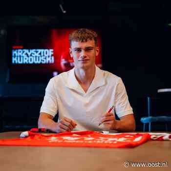 FC Twente legt nieuwe linksback vast: Kurowski tekent in De Grolsch Veste