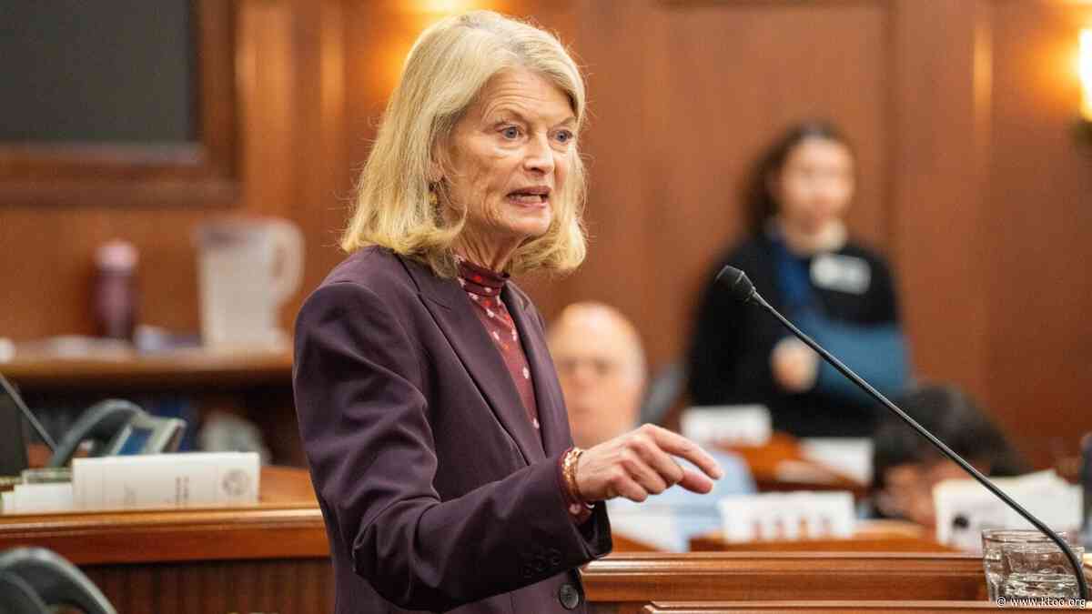 With Murkowski’s help, Senate votes to restrain Trump’s power to wage war on Iran