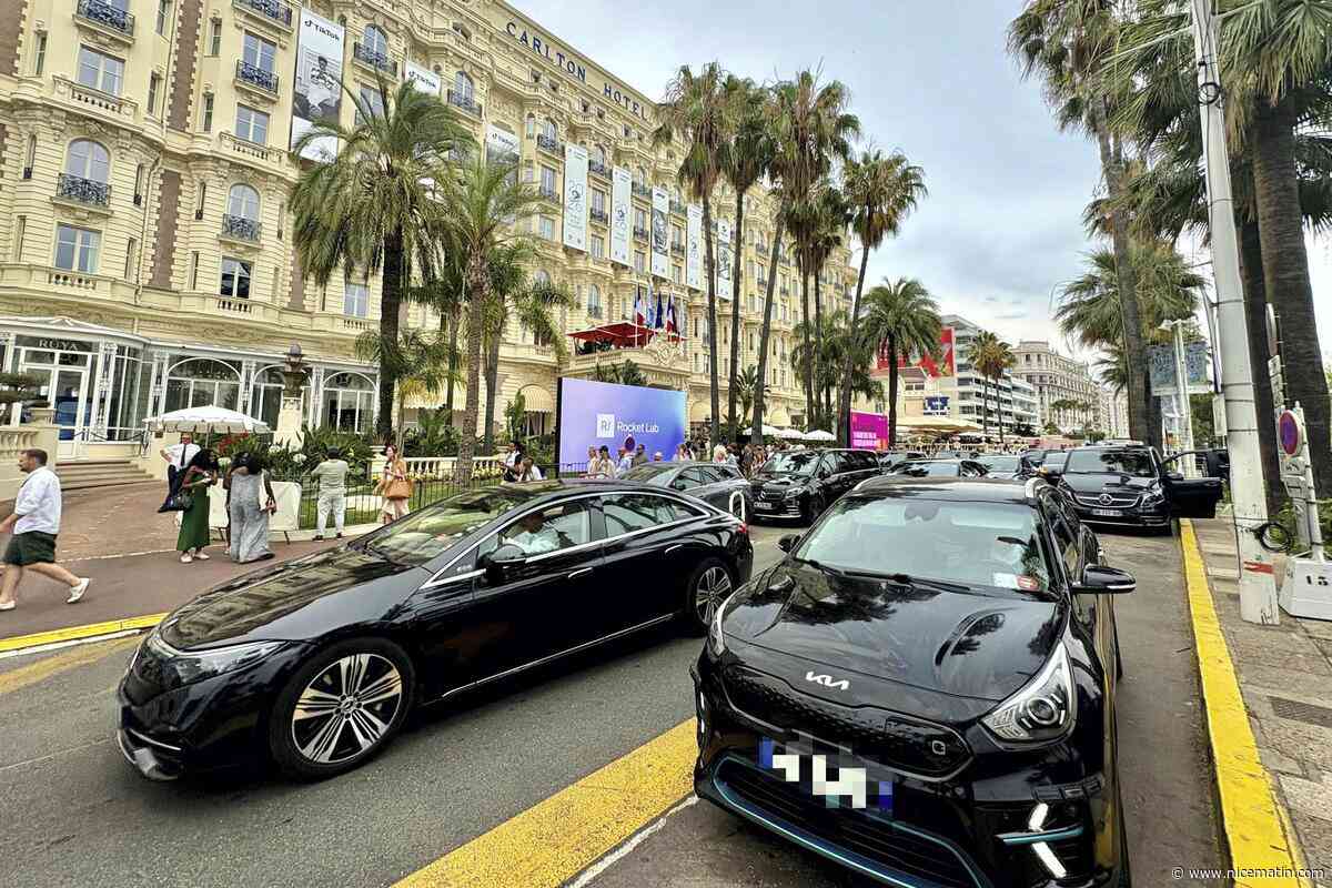 « Pour aller du Majestic au Martinez, il a mis une heure » : À Cannes, le coup de gueule des taxis face au surnombre de VTC sur la Croisette
