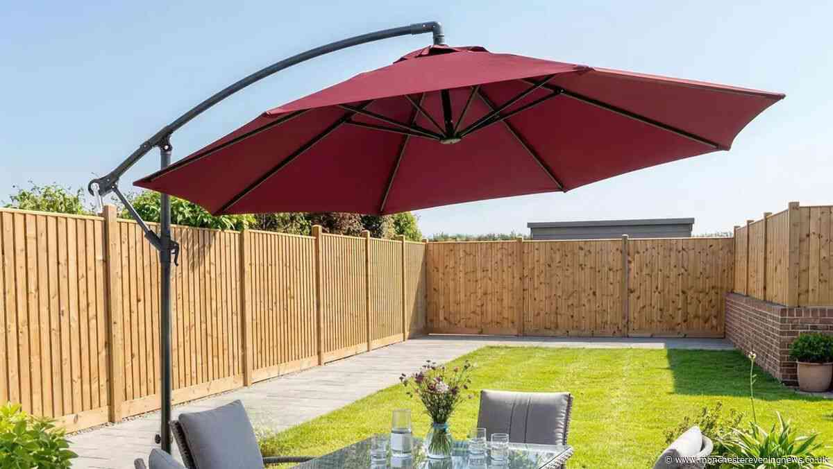 Large patio parasol that lets you work outdoors gets reduced from £232 to £68