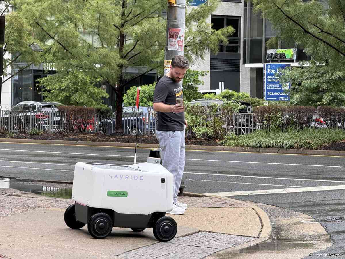 Arlington’s new delivery robots prompt mix of curiosity, annoyance from locals