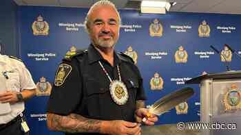 Holding eagle feather, rather than Bible, now an option for Winnipeg police legal statements