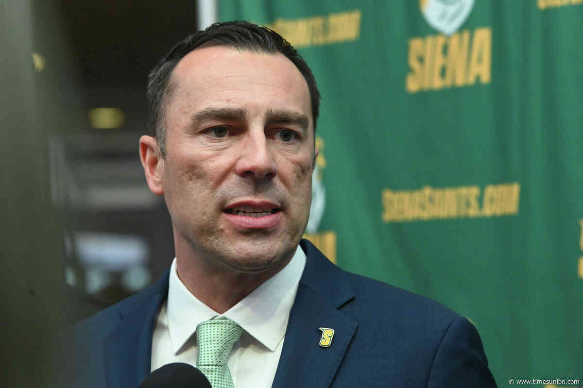 NCAA approves '5-in-5' eligibility rule for college athletes