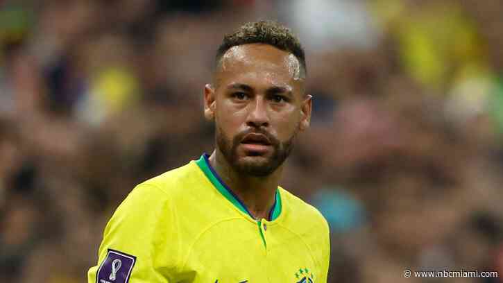Neymar arrives with Brazil's team, is available for World Cup group match against Scotland