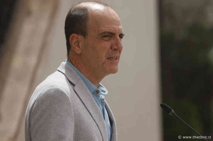 “En materia de campamentos, el actual gobierno no ha expresado nada”: Los dardos que lanzó el exministro Monckeberg a la gestión en Vivienda