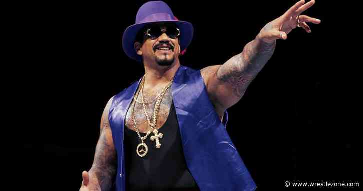 WWE Hall Of Famer The Godfather Shows Off Jacked Physique At 65 Years Old