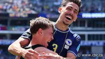 Bosnia-Herzegovina boosts chances of advancing at World Cup with win over Qatar
