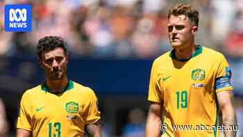 Who is going to qualify for the World Cup knockout rounds?