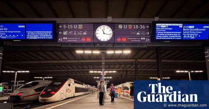 Germany’s railways grind to halt as IT maintenance snag takes down network