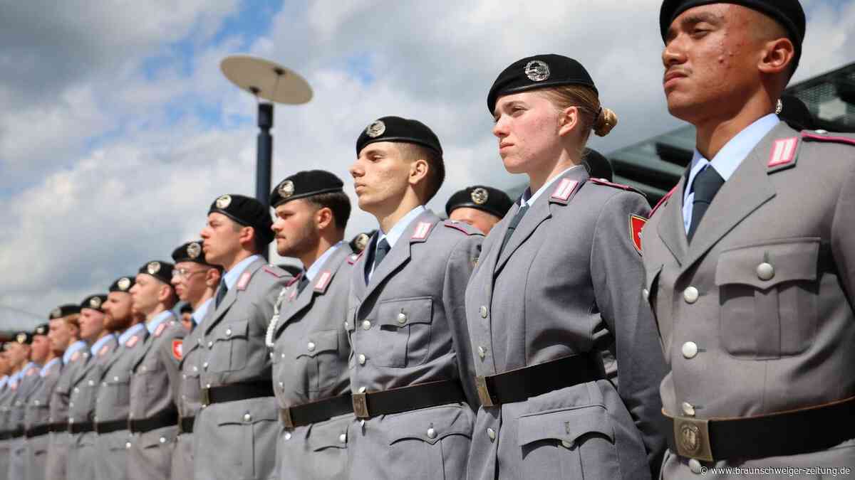 Wehrdienst: Jeder Fünfte meldet Interesse an – aber was ist mit den Frauen?