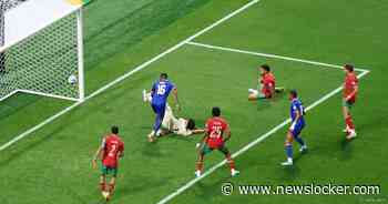 Tik voor Marokko: Haïti maakt eerste WK-goal ooit na misser van doelman Bounou, Saibari laat kans onbenut
