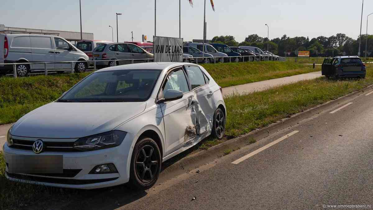 Politie houdt spookrijder aan in Someren na ongeluk met drie auto's