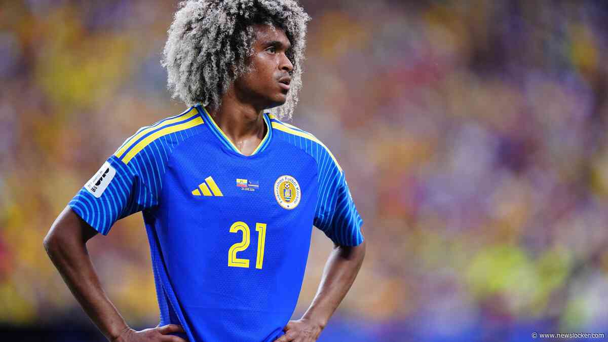 Curaçao-speler Tahith Chong geïrriteerd door vraag over afkomst, Dick Advocaat grapt over favorietenrol tegen Ecuador op WK 2026