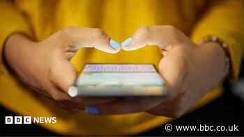 Firm bombarded people in debt with 5.5m texts